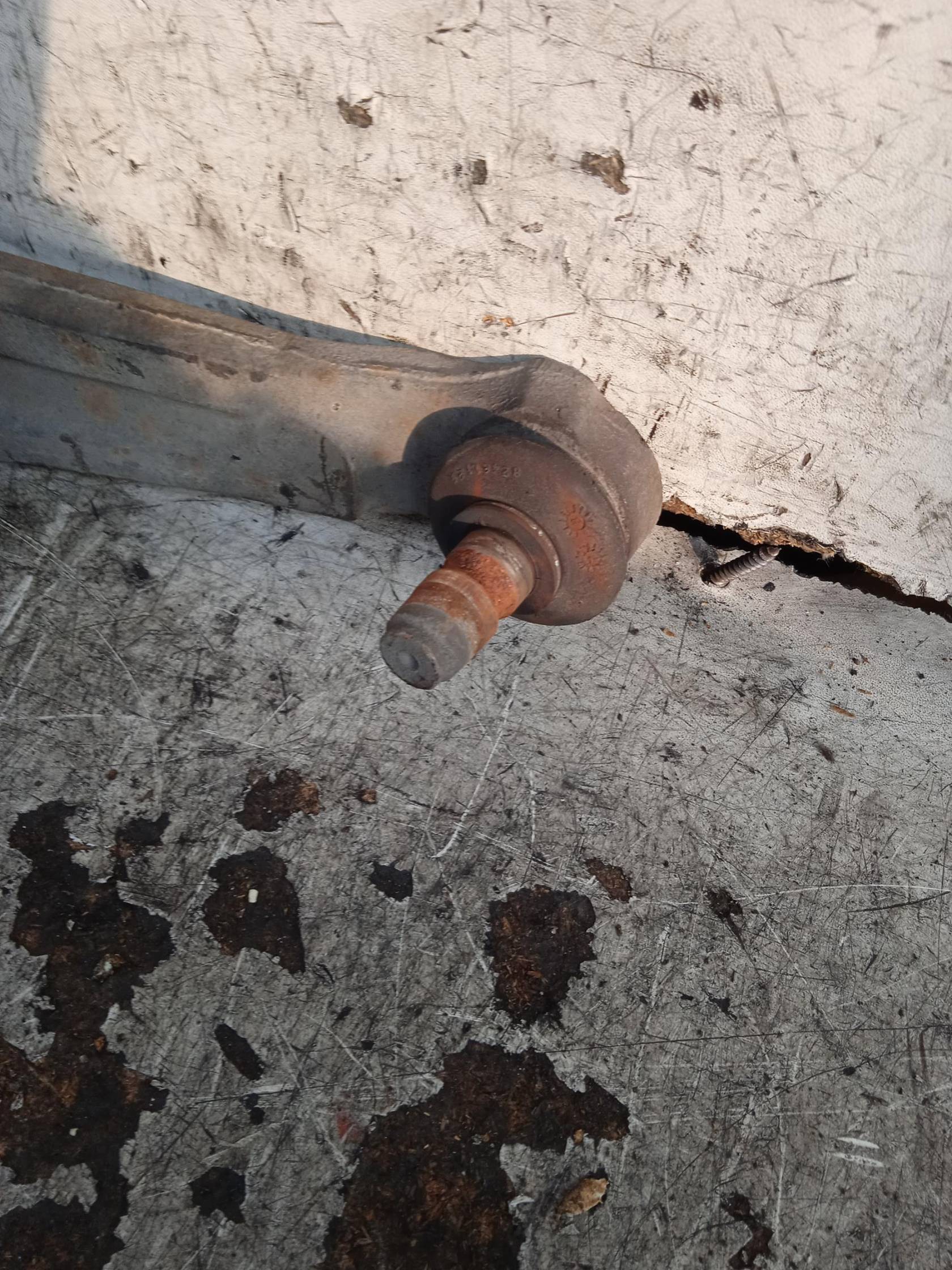 Braccio oscillante sosp. ant. sx.